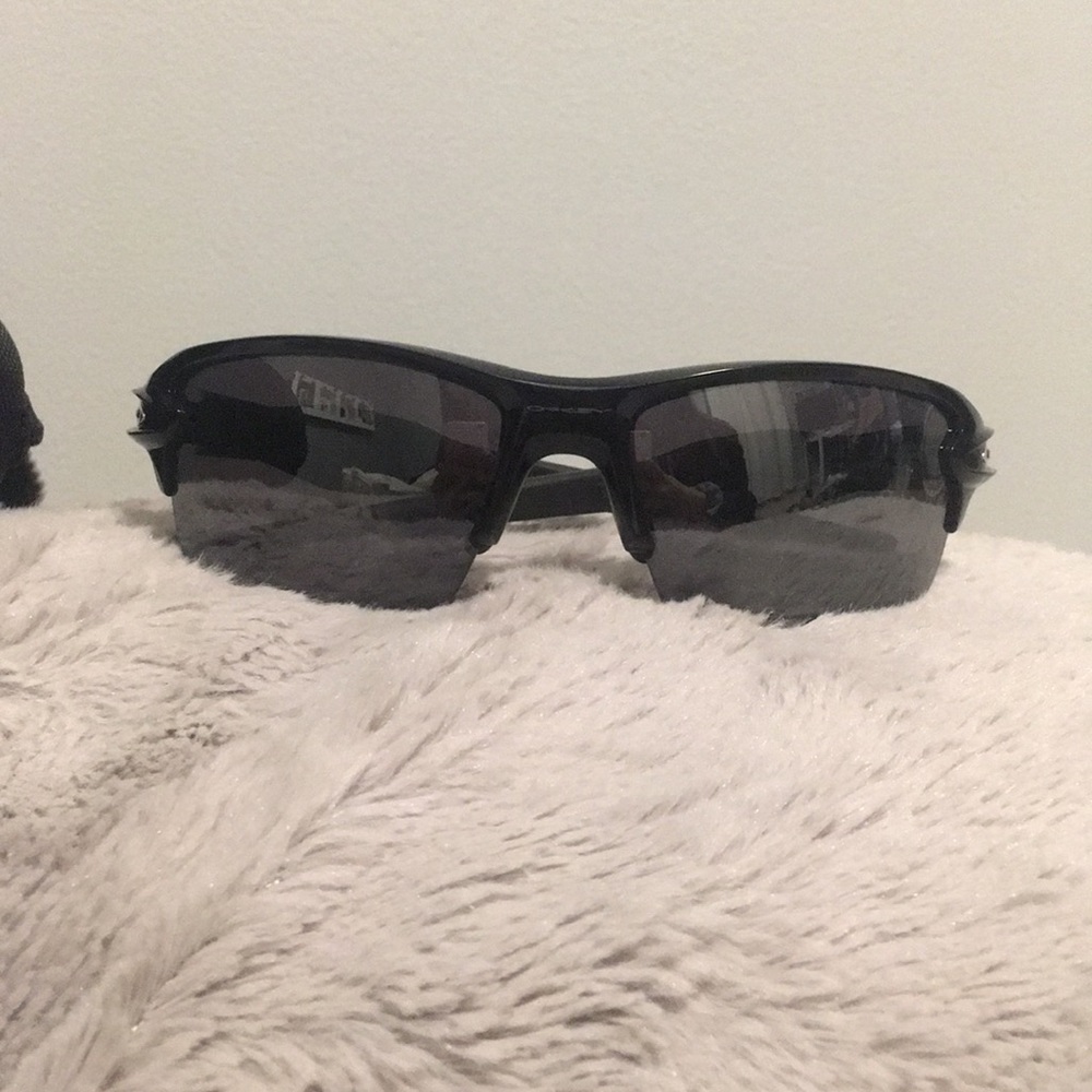 Oakley Sun Glasses (Oakley Flak 2.0)